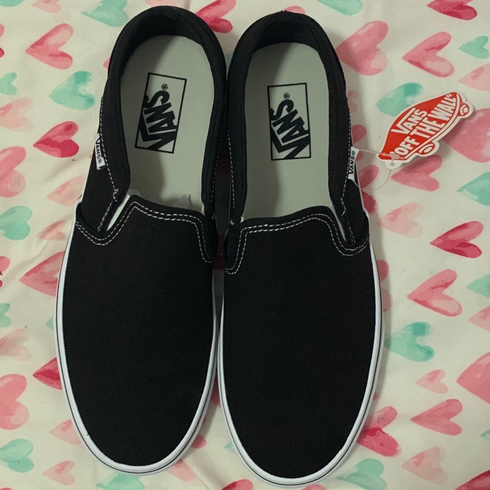 NWTB VANS WOMENS 9.5